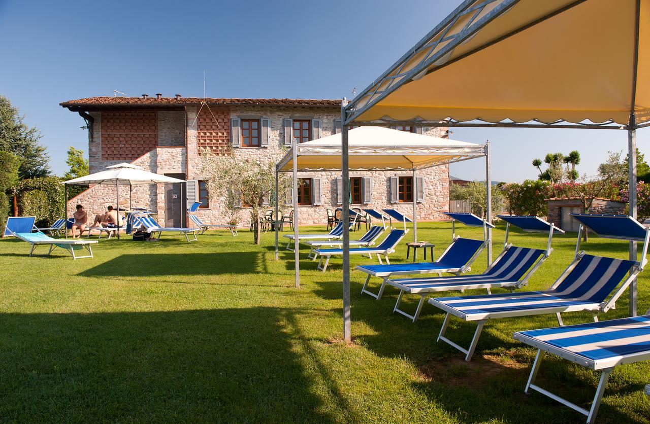 Casolare Lucchese Alloggio per agriturismo Lucca